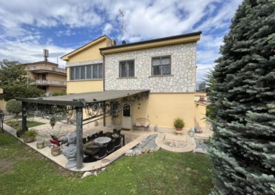 TOR VERGATA VERMICINO VILLA UNIFAMILIARE CON AMPIO GIARDINO