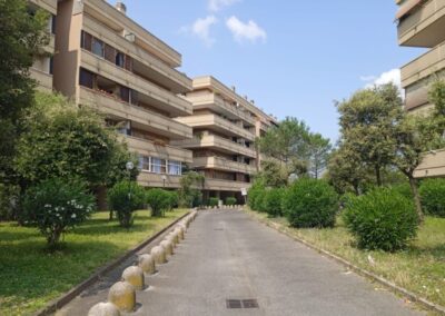 PONTE DI NONA BILOCALE BOX AUTO E POSTO AUTO SCOPERTO