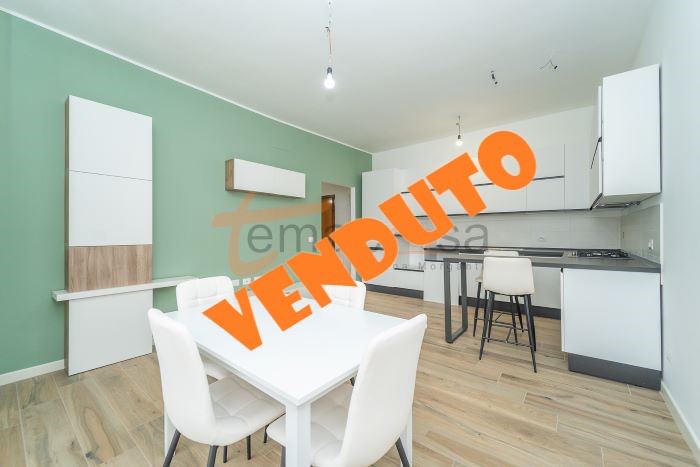 FINOCCHIO TRILOCALE RISTRUTTURATO BALCONE CON POSS.TA’ DI BOX AUTO